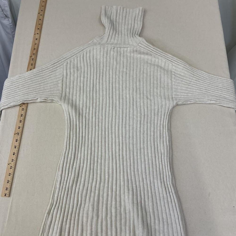 A New Day‎ cream ribbed turtleneck sweater